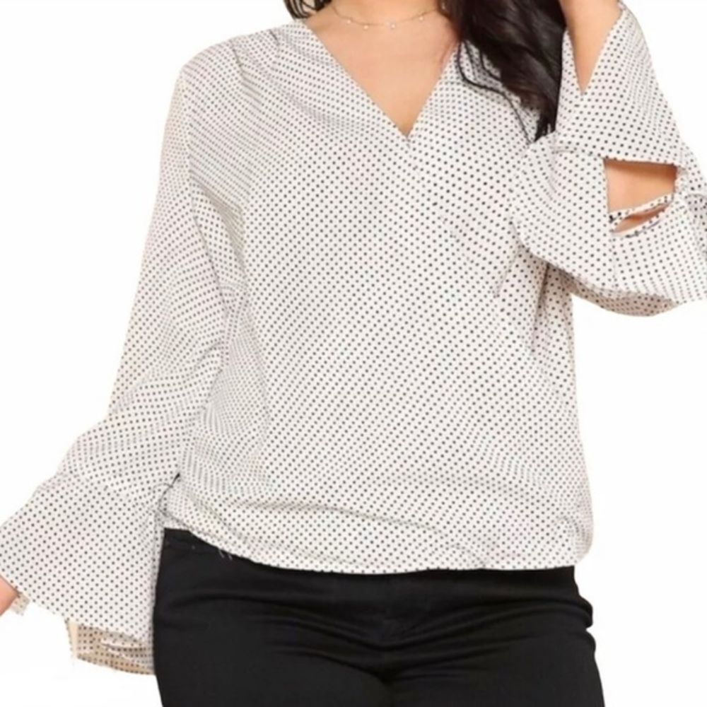 SALE ❗️ She and Sky Boutique Faux Wrap Blouse‎